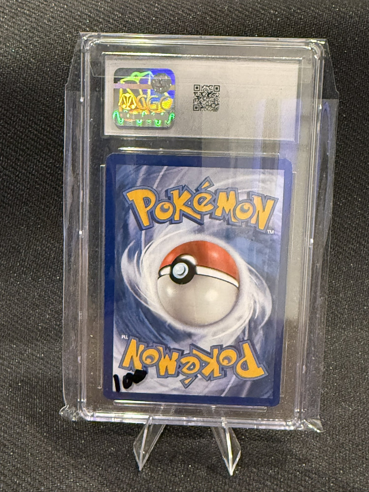 Pikachu Holo 005/025 · Celebrations 2021 · CGC 9.5